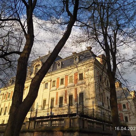 Apartament Przy Zamku Pszczyna Luaran gambar